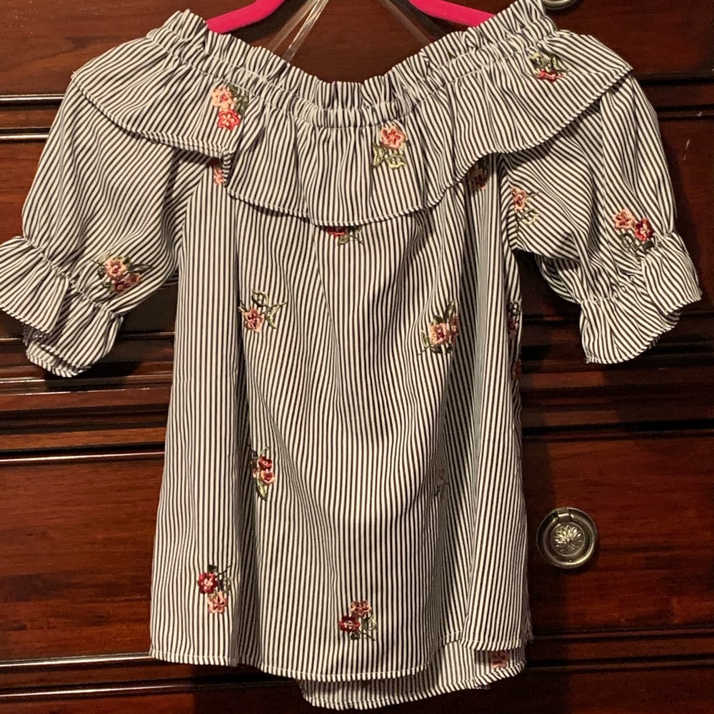 Off the shoulder floral shirt with stripes!